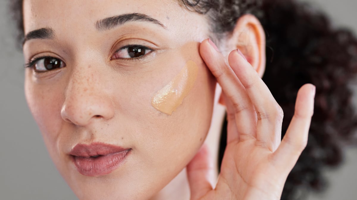 los-5-protectores-solares-faciales-con-color-mejor-valorados-en-amazon