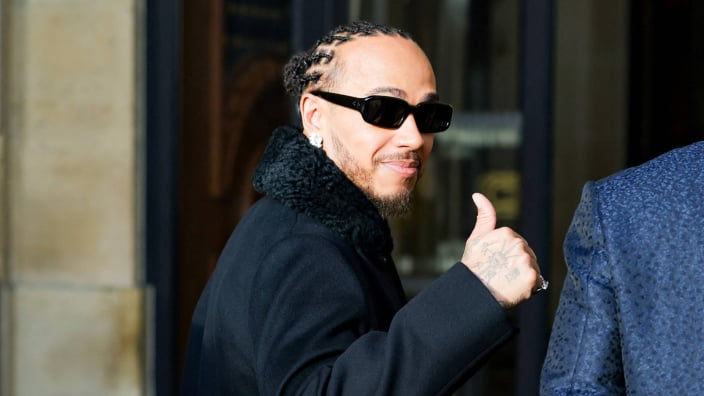 how-lewis-hamilton-spent-break-with-a-list-star