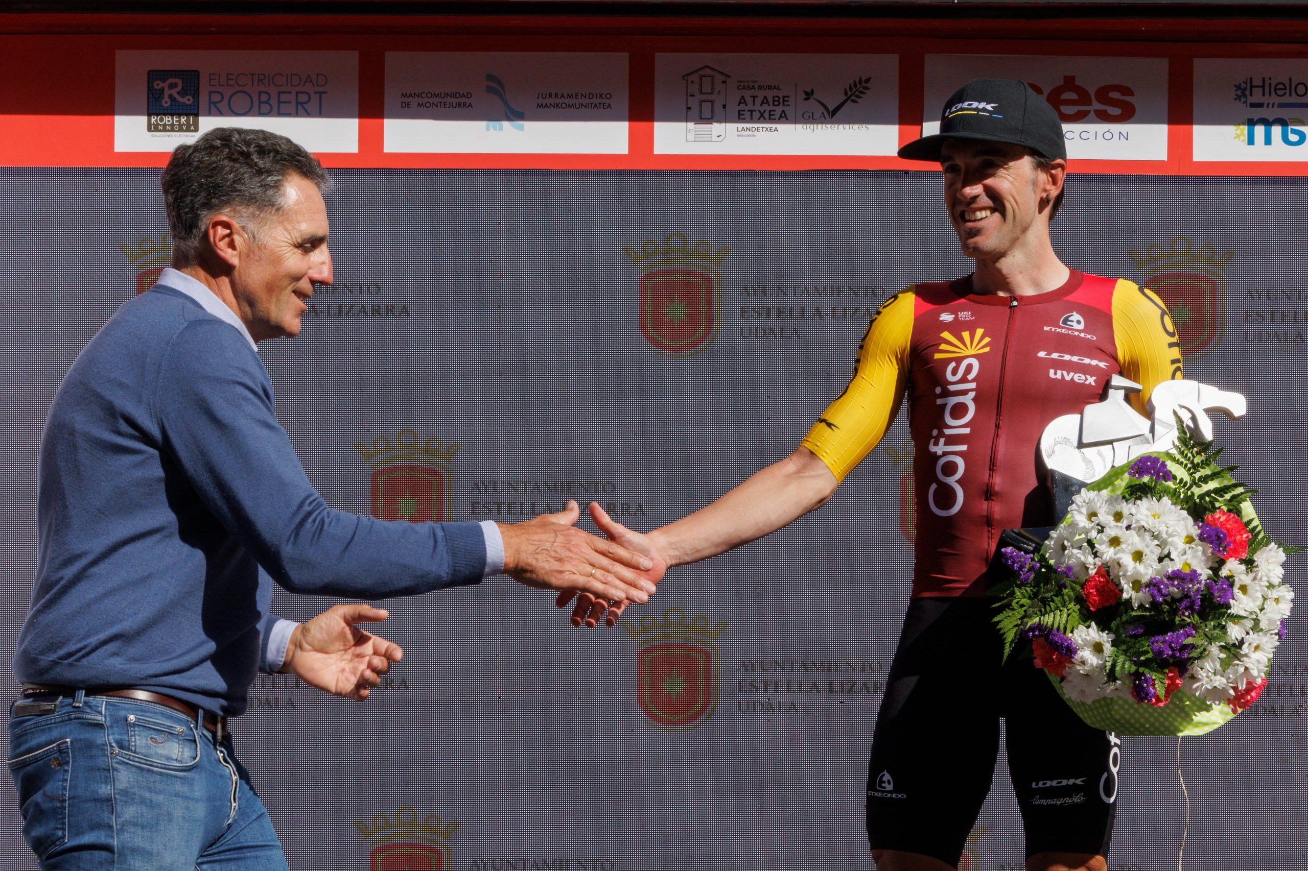 tercera-victoria-de-ion-izagirre-en-el-gp-indurain