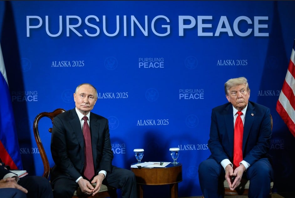 spaniards-see-trump-as-bigger-threat-than-putin,-poll-finds