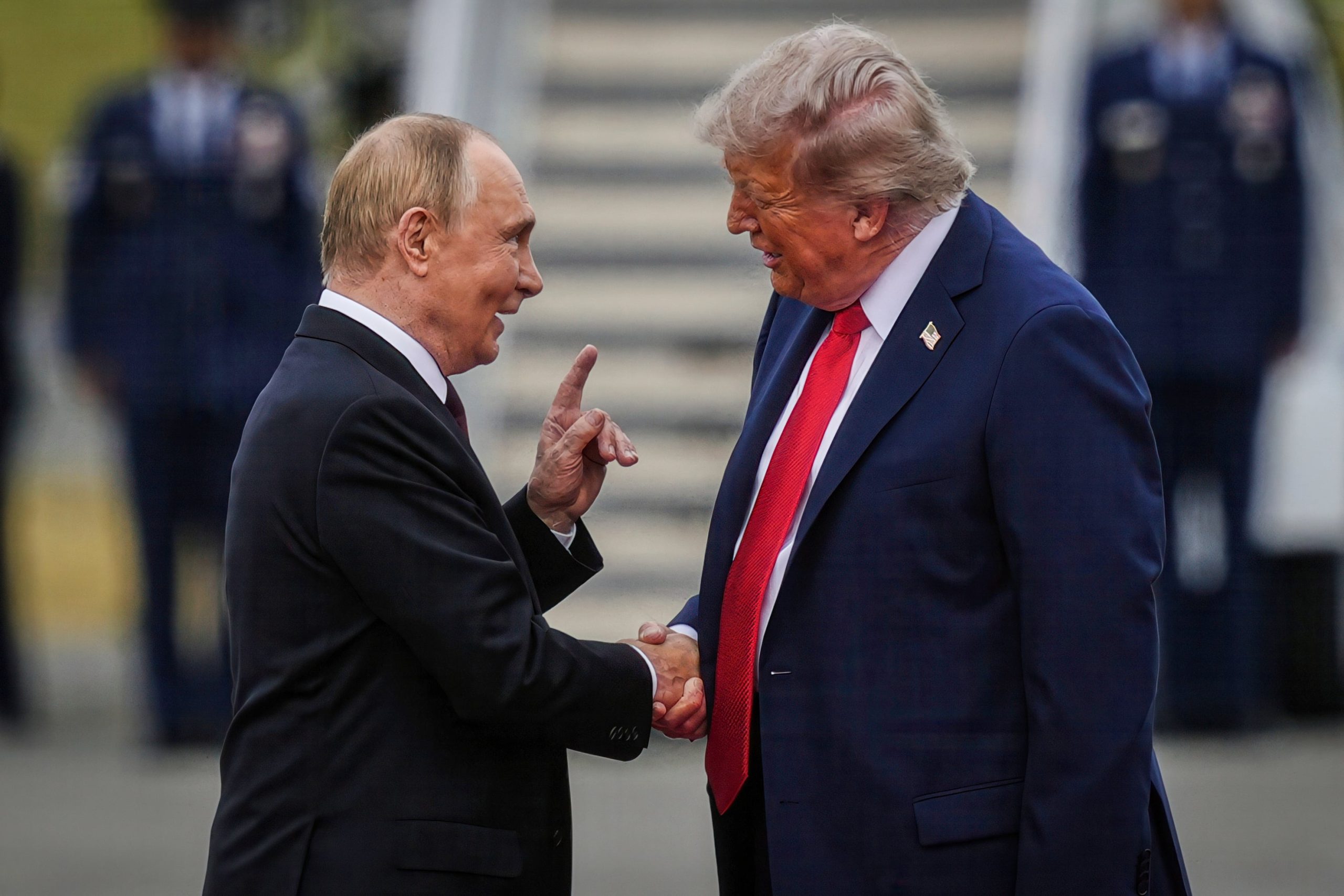 spaniards-see-trump-as-the-greatest-threat-to-world-peace,-ahead-of-putin