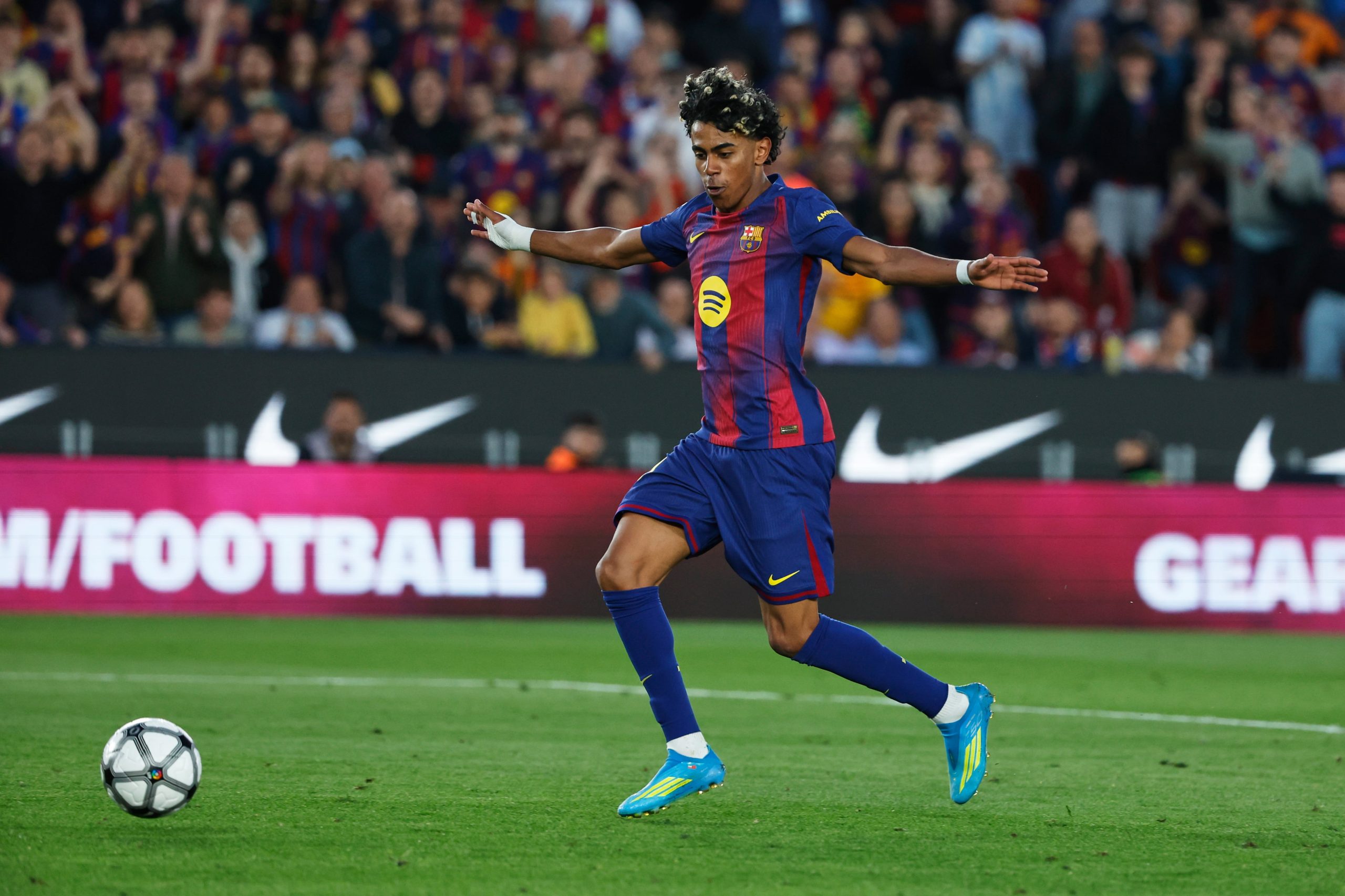 barcelona-–-espanyol-en-directo-|-el-barca-gana-el-derbi-y-aventaja-al-madrid-por-nueve-puntos
