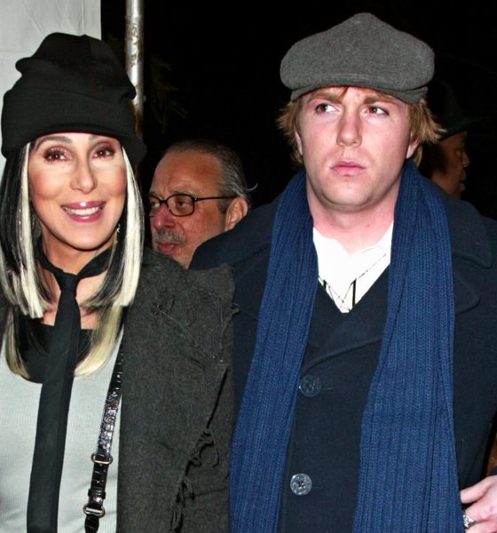 cher-solicita-la-custodia-legal-de-su-hijo-elijah,-ingresado-en-un-hospital-psiquiatrico,-afirmando-que-gasta-todo-su-dinero-en-hoteles-y-drogas