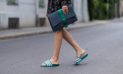 cuatro-chanclas-‘retro’-que-no-pasan-de-moda:-arrasan-siempre-en-amazon-por-su-sencillez-y-comodidad