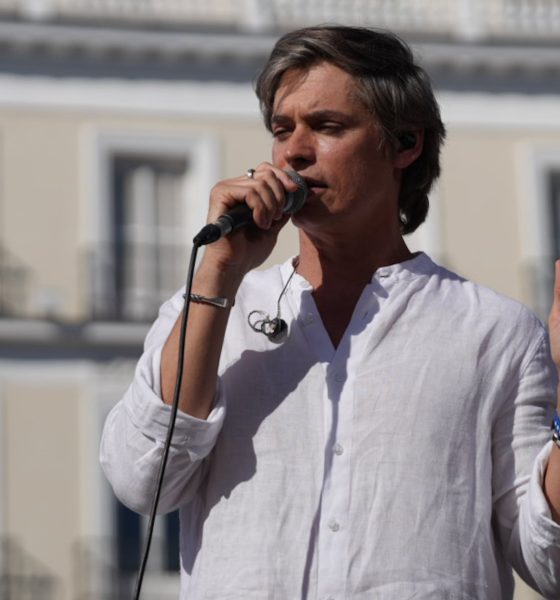 carlos-baute-se-disculpa-por-los-insultos-racistas-a-delcy-rodriguez-durante-el-acto-de-maria-corina-machado-en-madrid