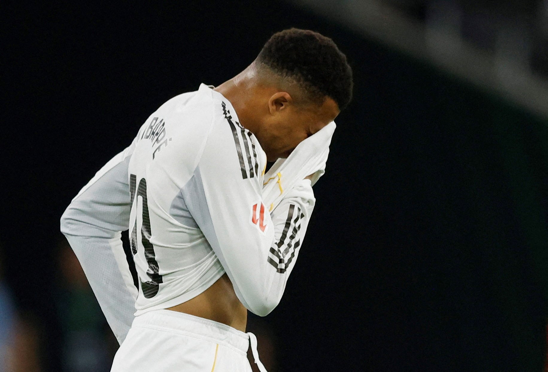 el-ultimo-sapo-para-el-real-madrid:-que-el-barcelona-celebre-el-aliron-en-sus-narices