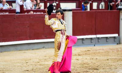 espada-se-la-juega-y-gerpe-cae-herido-ante-deslucidos-toros-de-palha
