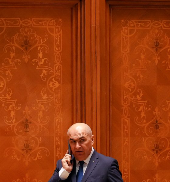 la-mocion-de-censura-en-rumania-de-socialdemocratas-y-ultraderecha-hace-caer-el-gobierno-de-ilie-bolojan