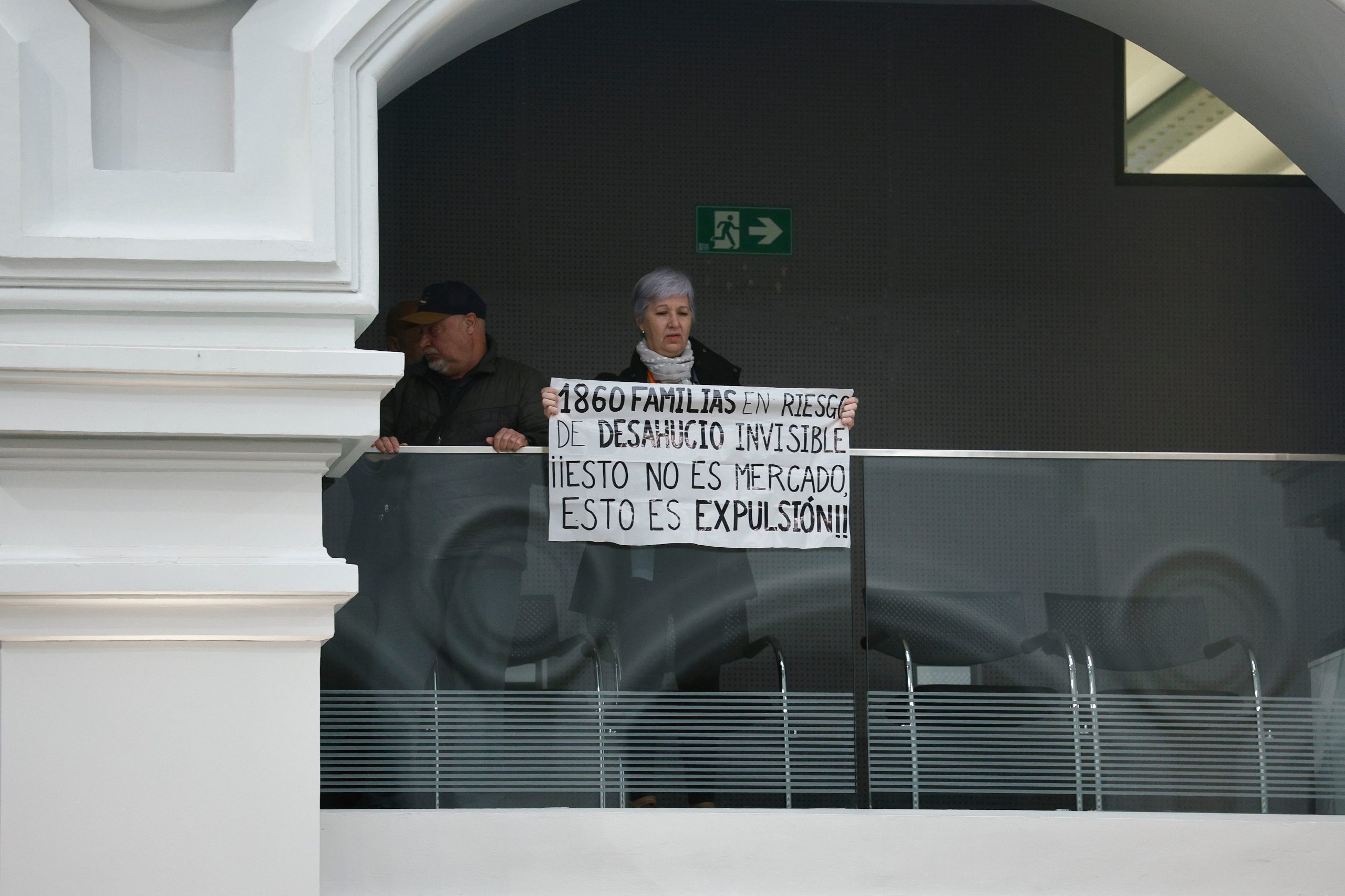 mas-madrid-recurre-la-prohibicion-de-aplaudir-o-llevar-pancartas-y-folletos-a-los-plenos-municipales