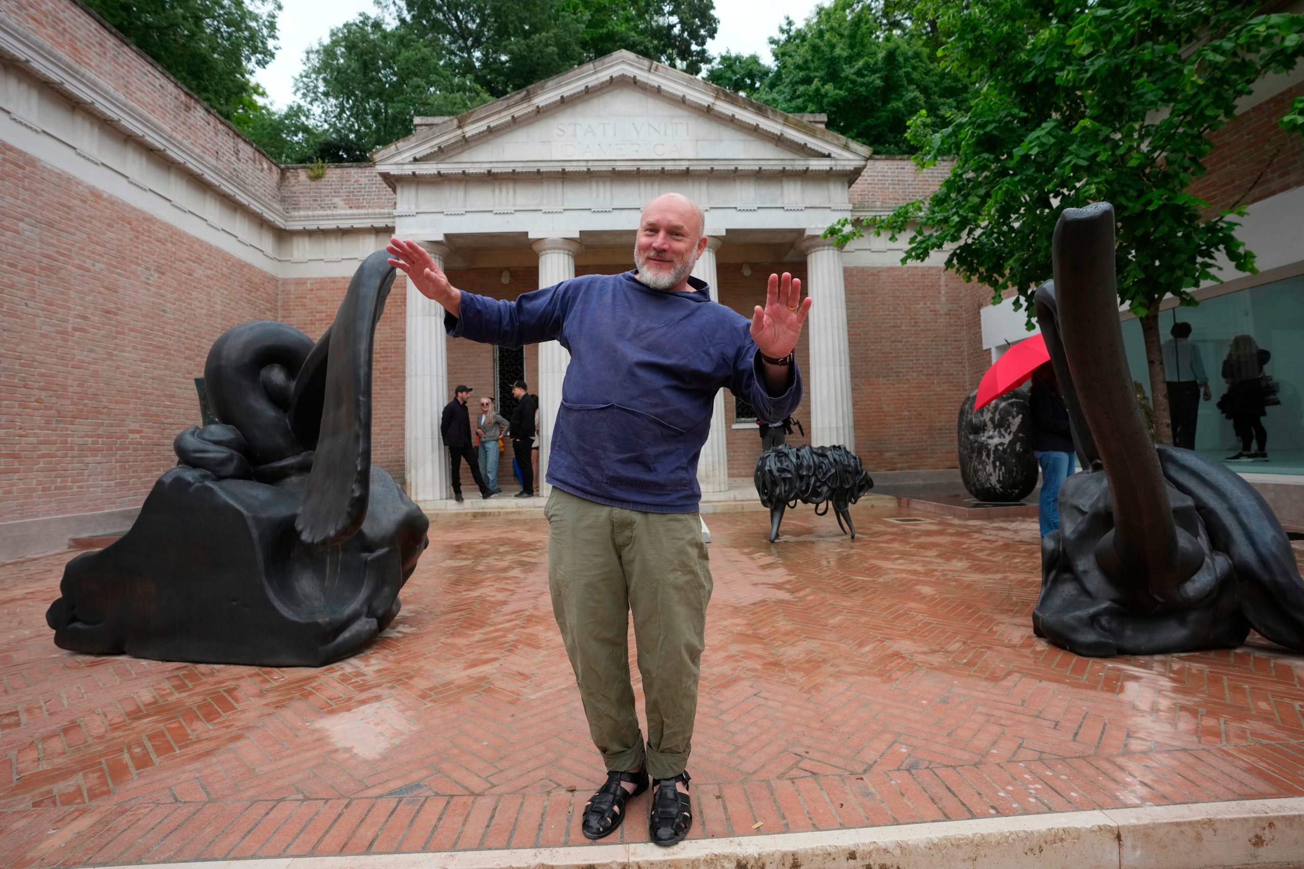 a-pet-food-entrepreneur-and-a-demand-to-‘promote-american-values’:-trump’s-cultural-offensive-hits-the-venice-biennale