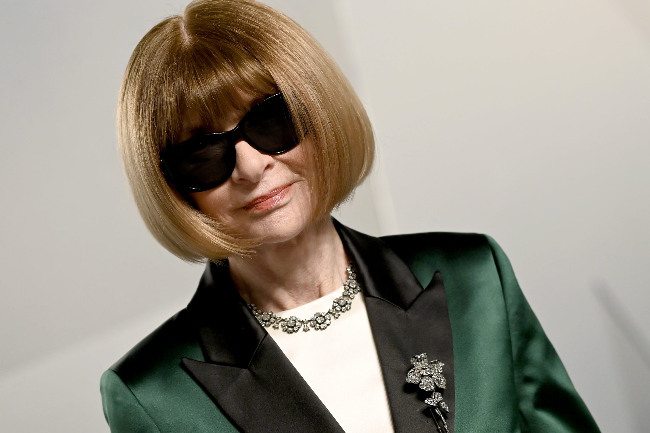amy-odell,-anna-wintour-biographer:-‘her-driving-force-is-amassing-power,-consolidating-her-power’