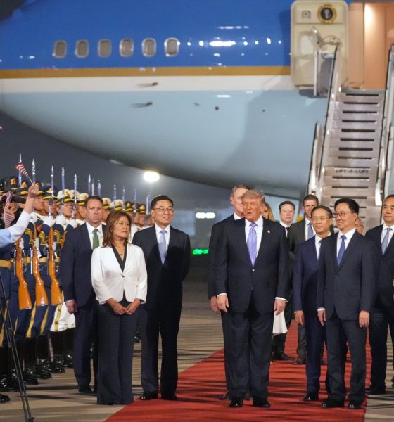 donald-trump-lands-in-china-for-a-high-stakes-summit-with-xi-jinping