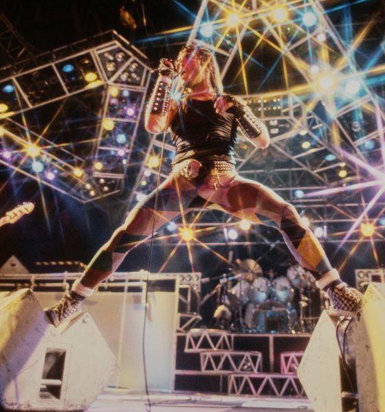 iron-maiden:-the-heavy-metal-band-that-still-drives-audiences-wild-50-years-later