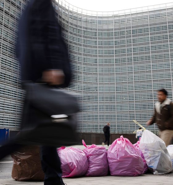 brussels,-a-city-without-garbage-containers