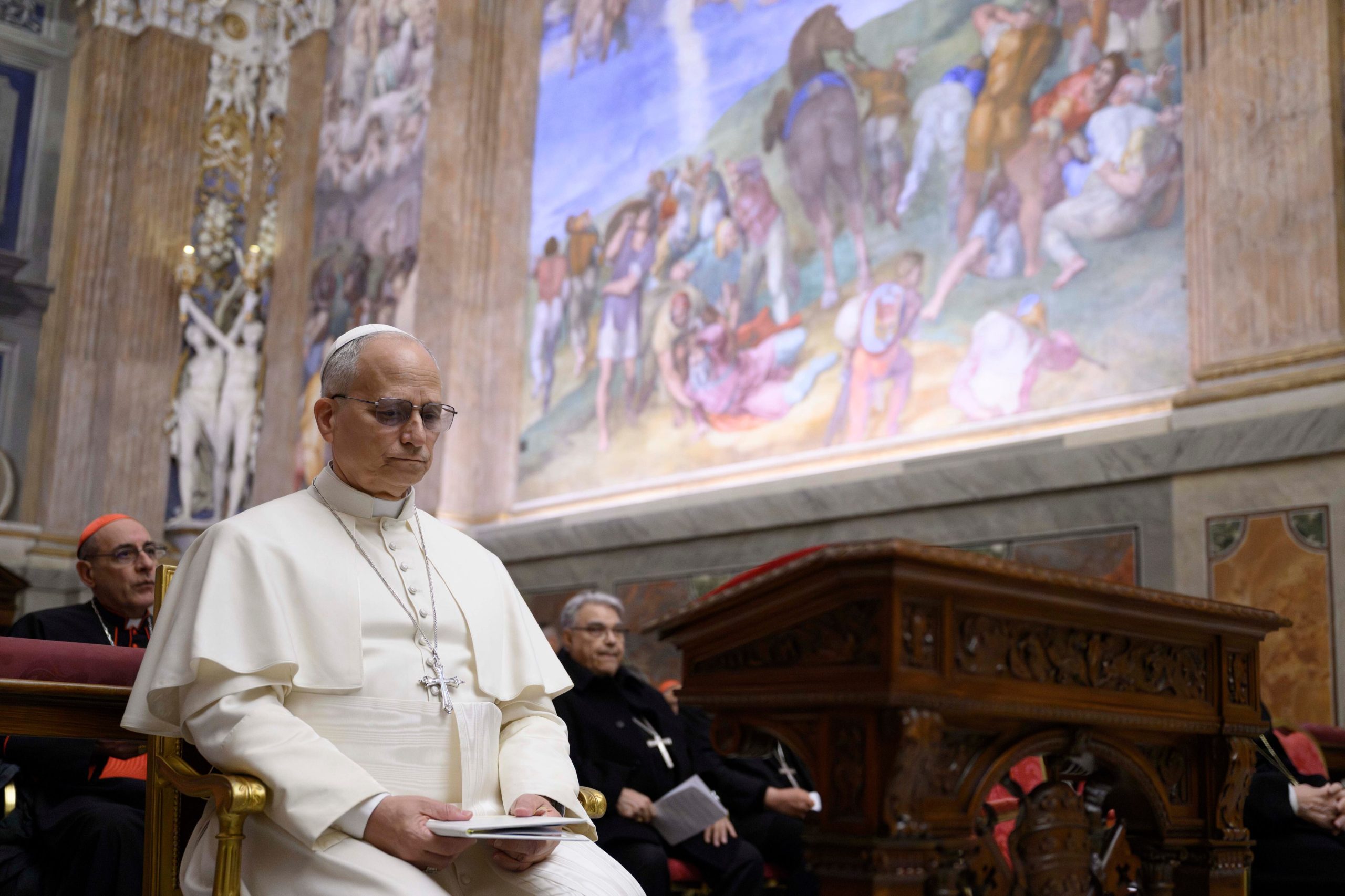 a-franciscan-monk,-a-festival-with-karol-g,-and-the-vatican’s-investments:-how-the-pope-came-to-say-that-‘ai-needs-to-be-be-disarmed’