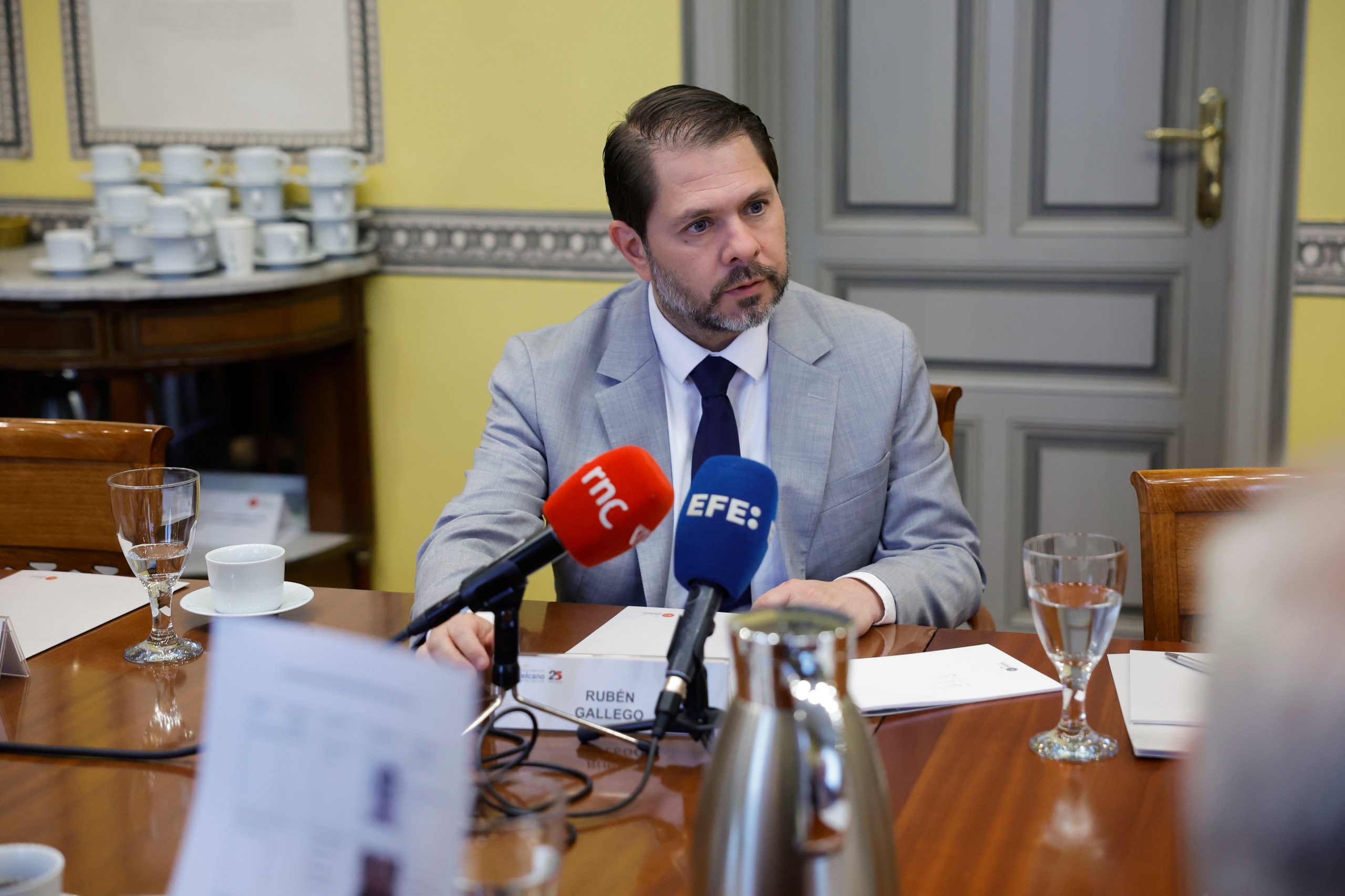 ruben-gallego,-democratic-senator:-‘marco-rubio-is-obsessed-with-cuba,-but-it-is-not-a-threat-to-the-us’