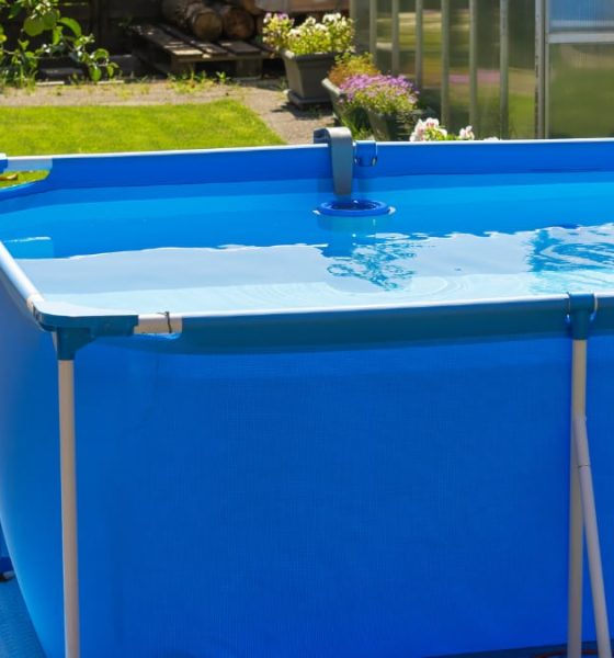 la-piscina-desmontable-mas-vendida-de-amazon:-facil-de-instalar-y-perfecta-para-un-chapuzon-este-verano