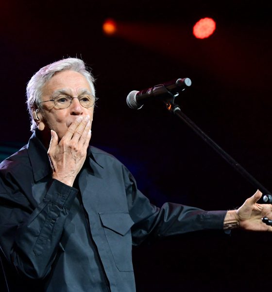 caetano-veloso:-‘right-now-concern-predominates-within-me;-brazil-seems-unable-to-save-itself’