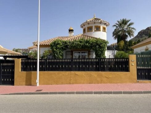 2-bedroom-villa-for-sale-in-mazarron-with-pool-garage-–-e-219,990