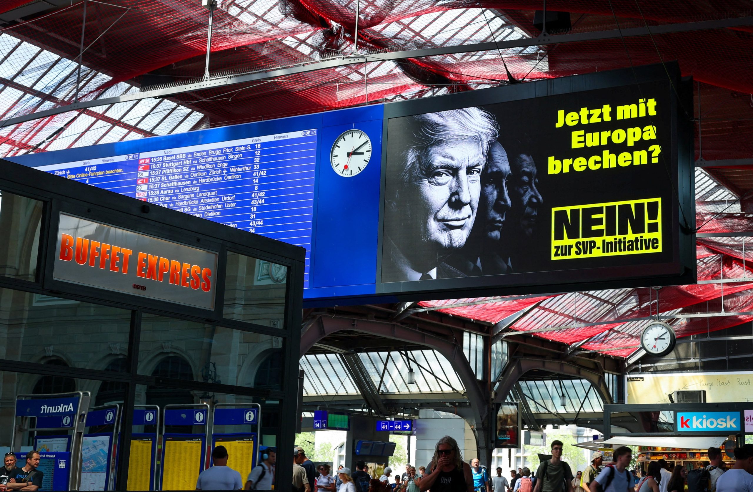 limitar-la-poblacion-a-10-millones,-el-experimento-que-propone-la-derecha-populista-de-suiza-contra-la-inmigracion