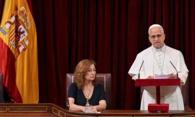 chants-of-‘viva-el-papa’-to-pope’s-speech-in-spanish-parliament-–-in-which-he-called-for-migrants’-dignity-and-warned-against-european-rearmament