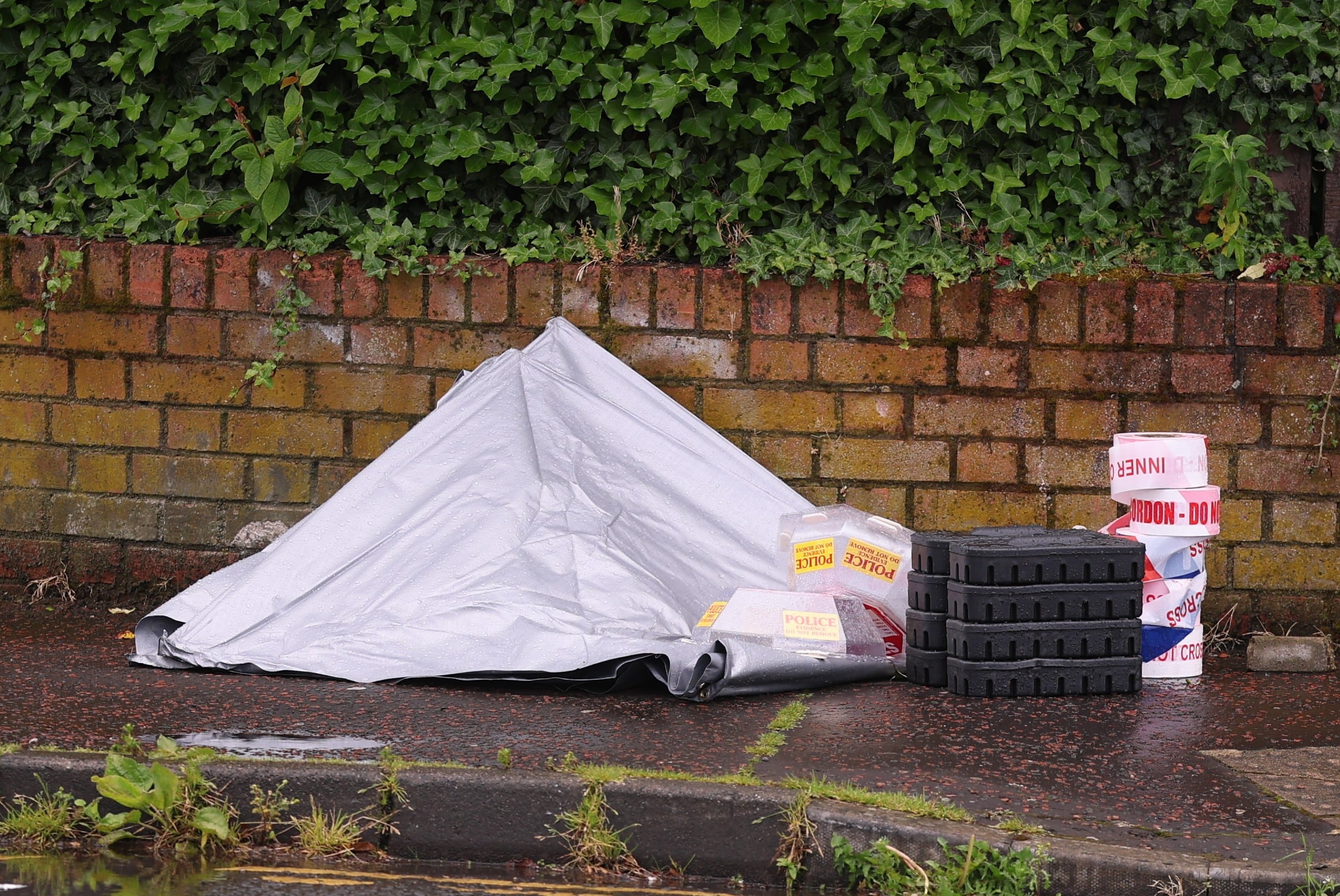 un-hombre-intenta-decapitar-a-otro-en-el-norte-de-belfast-antes-de-ser-detenido
