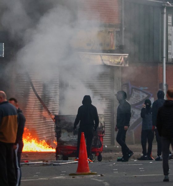 violence-erupts-against-immigrants-in-belfast-following-attempted-beheading:-‘burning-families-out-of-their-homes-is-nothing-less-than-disgusting-cowardice’