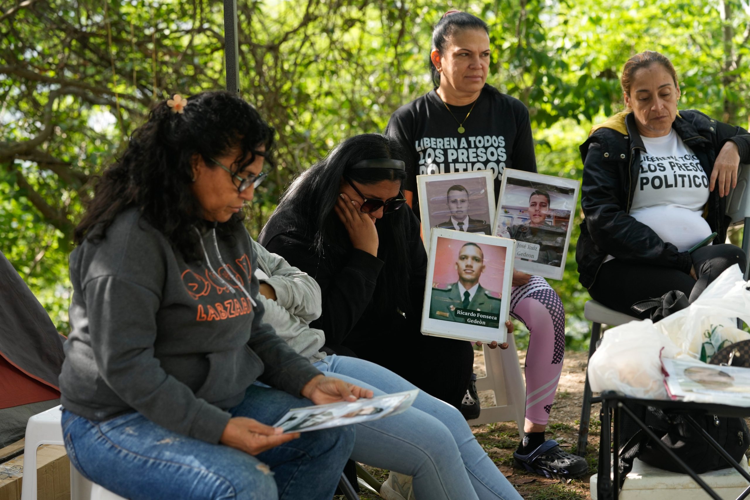 venezuela-releases-54-political-prisoners,-all-members-of-the-military