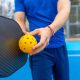 pickleball:-por-que-todo-el-mundo-esta-jugando-(y-que-necesitas-para-empezar)