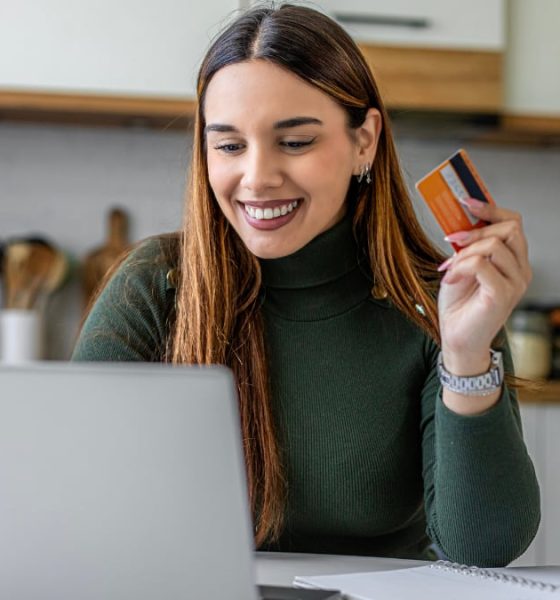 aliexpress-tira-los-precios-este-fin-de-semana:-descuentos-de-hasta-el-70%-con-envio-desde-espana
