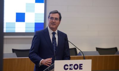 la-ceoe-sale-en-tromba-contra-el-absentismo:-pide-que-la-seguridad-social-costee-las-bajas-y-las-sustituciones-desde-el-primer-dia