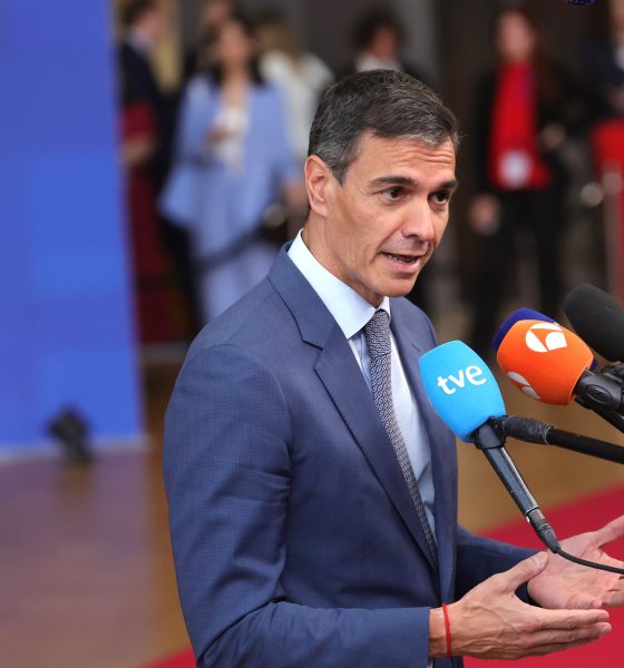 sanchez-arropa-a-zapatero,-sus-hijas-y-su-secretaria:-“tienen-el-respaldo-y-la-empatia-del-psoe,-confiamos-en-su-inocencia”