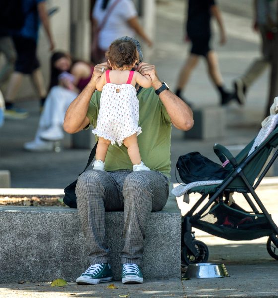 la-brecha-de-la-conciliacion:-diez-veces-mas-mujeres-que-hombres-reducen-su-jornada-laboral-para-poder-cuidar