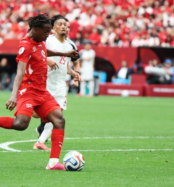 suiza-vence-a-canada,-termina-primera-del-grupo-b-y-crea-una-estrella:-johan-manzanbi