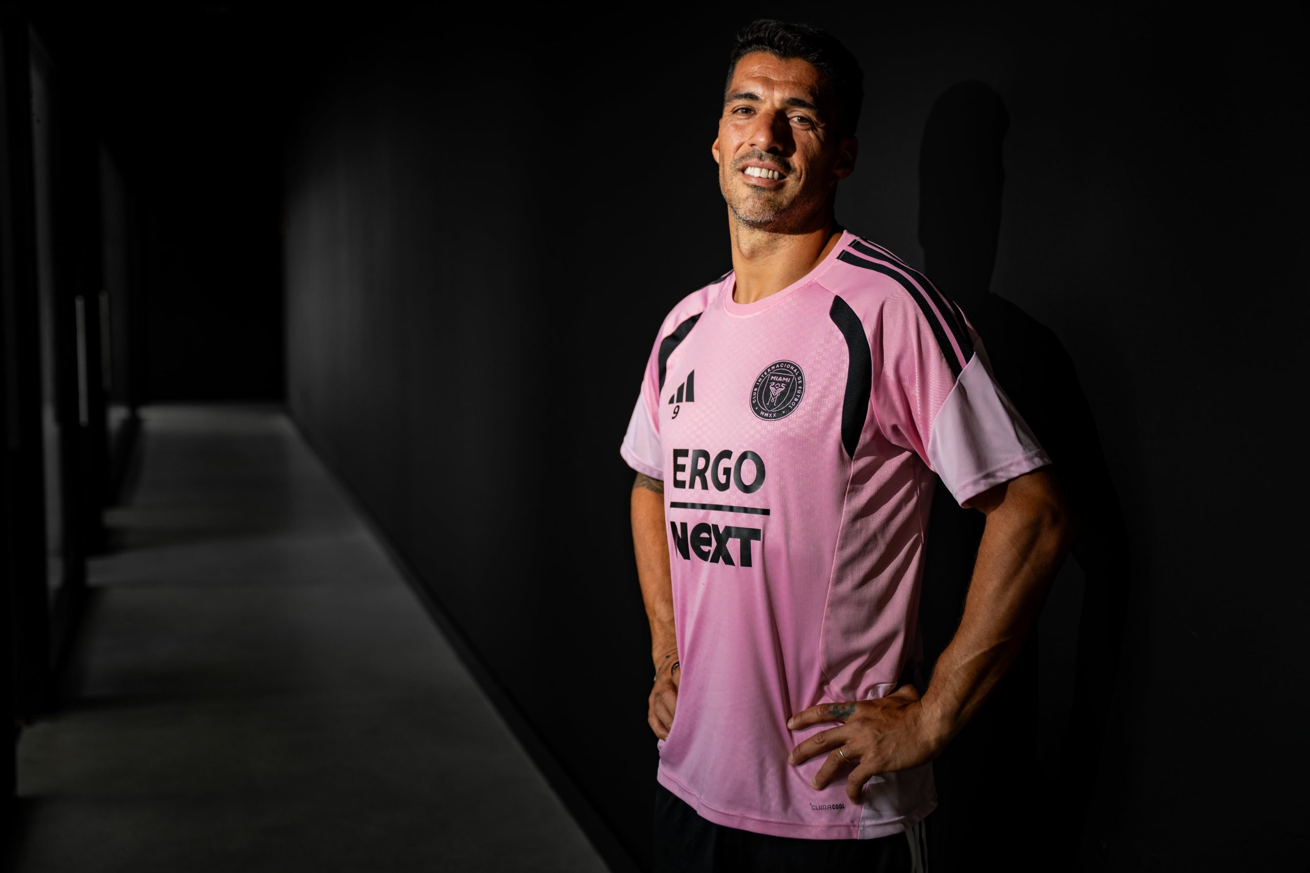 luis-suarez-sobre-messi:-“la-cabeza-va-mas-rapido-que-las-piernas”