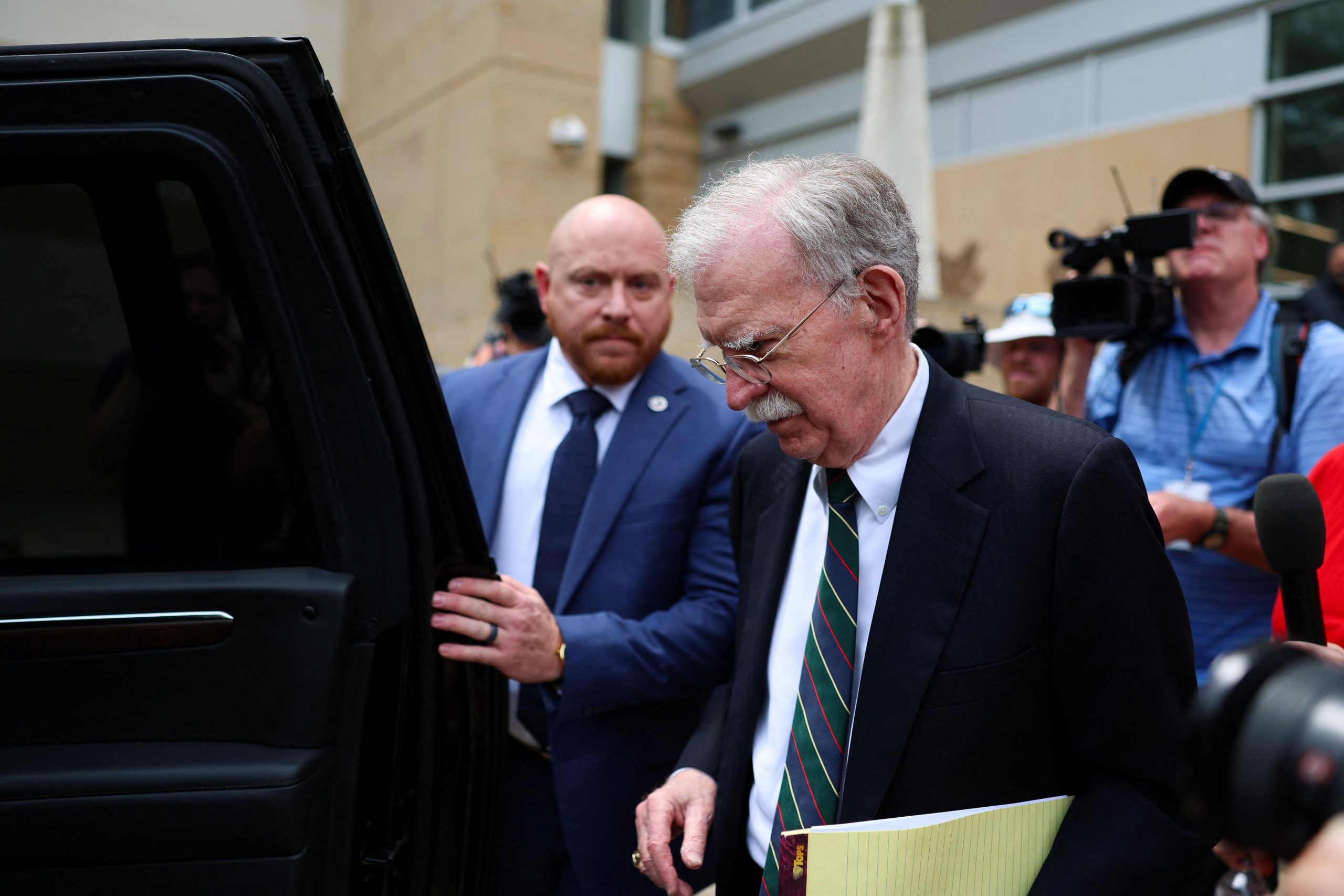 el-exasesor-de-trump-john-bolton-se-declara-culpable-de-manejo-indebido-de-documentos-secretos