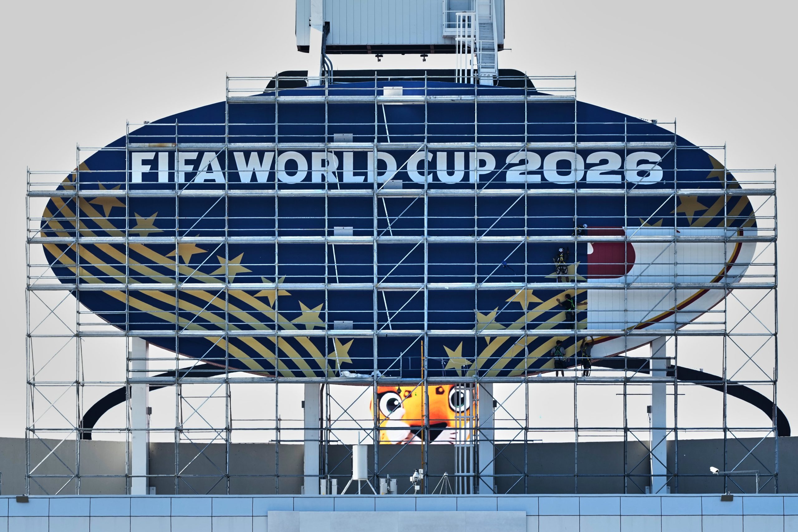 the-lucrative-business-of-the-world-cup:-how-fifa-secures-millions-in-profits,-while-host-nations-take-all-the-risks 