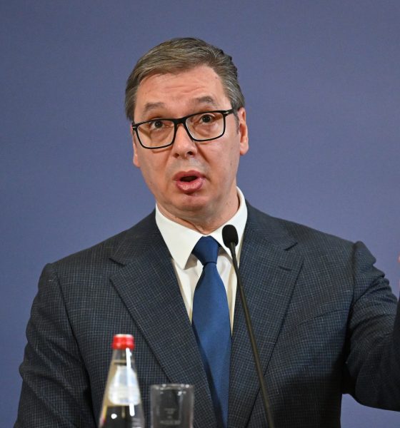 vucic-dejara-la-presidencia-de-serbia-tras-un-ano-y-medio-de-protestas,-pero-se-postulara-a-primer-ministro