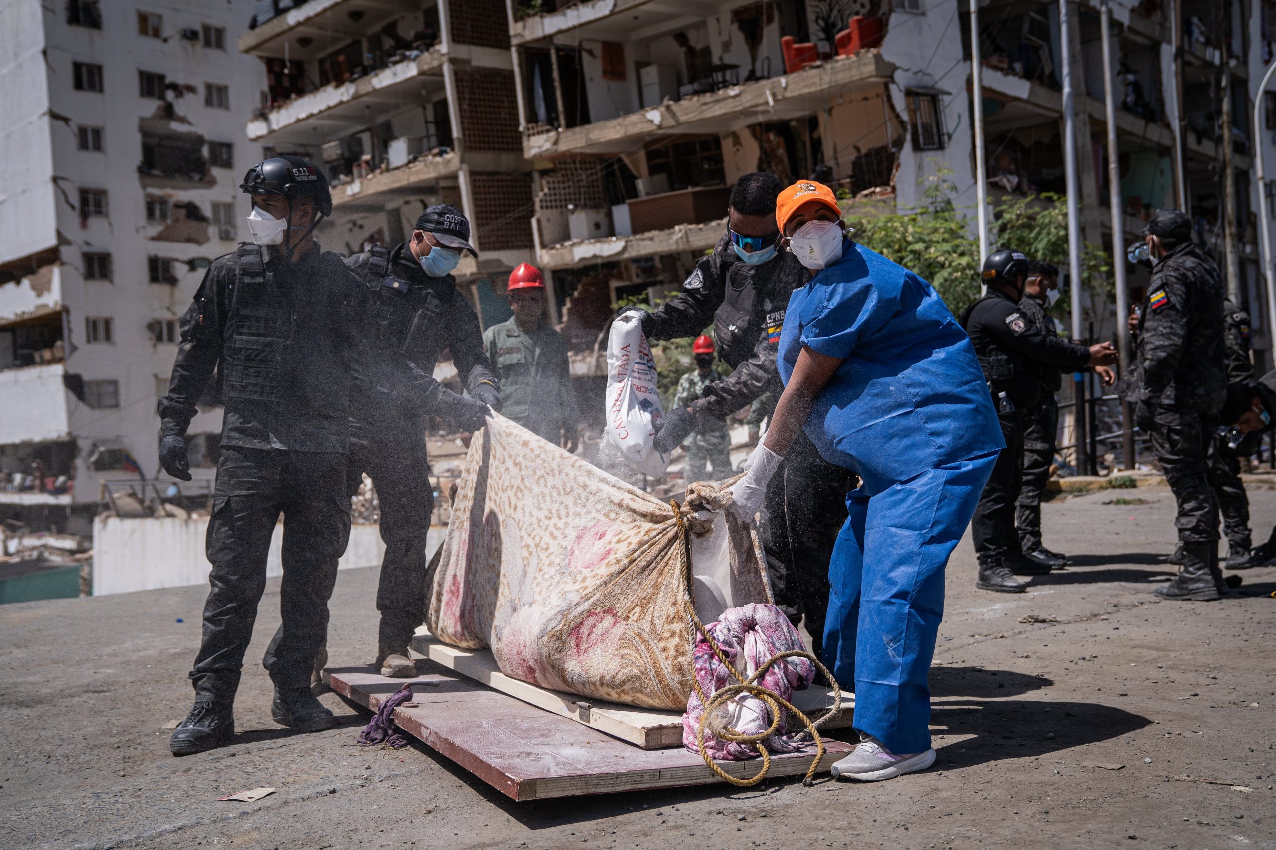 ultima-hora-del-terremoto-en-venezuela,-en-directo-|-exteriores-eleva-a-9-la-cifra-de-espanoles-fallecidos-en-el-doble-terremoto-de-venezuela