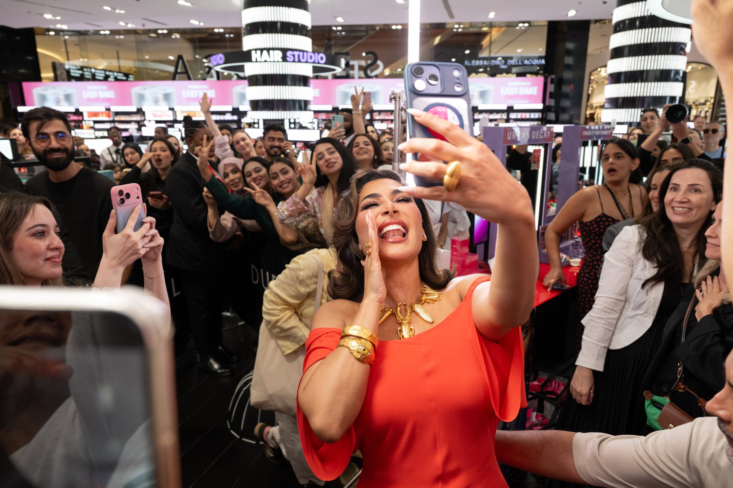 los-‘influencers’-empiezan-a-rendir-cuentas:-como-hacienda-ha-acabado-en-espana-con-los-trucos-“de-ahorro”-de-las-estrellas-de-internet