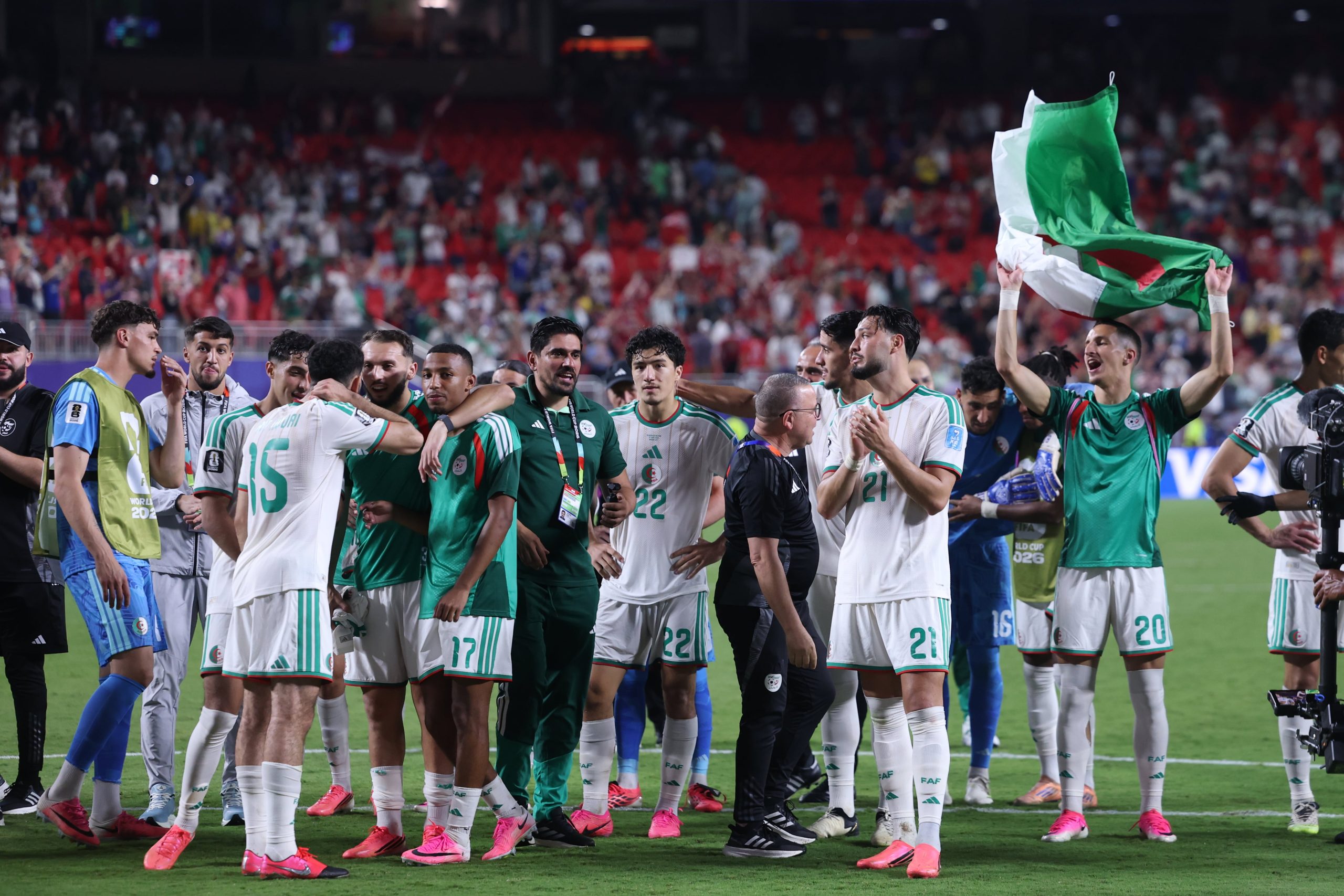 austria-es-el-rival-de-espana-en-dieciseisavos-tras-un-empate-de-locos-contra-argelia