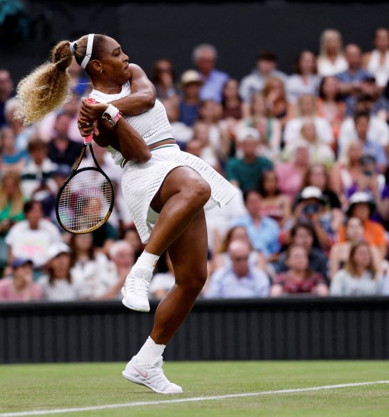 serena-williams-cae,-pero-de-pie.-ella-siempre-de-pie