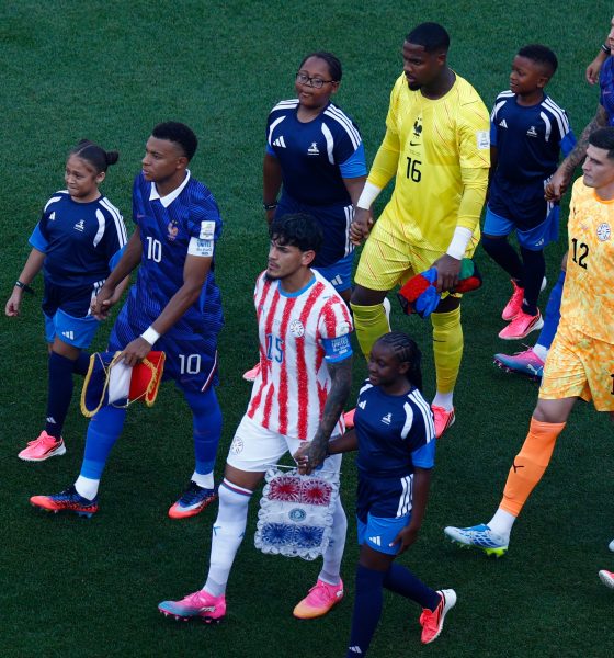 paraguay-–-francia,-el-partido-de-octavos-del-mundial-en-directo-|-mbappe-comanda-el-ataque-frances-ante-la-aguerrida-paraguay