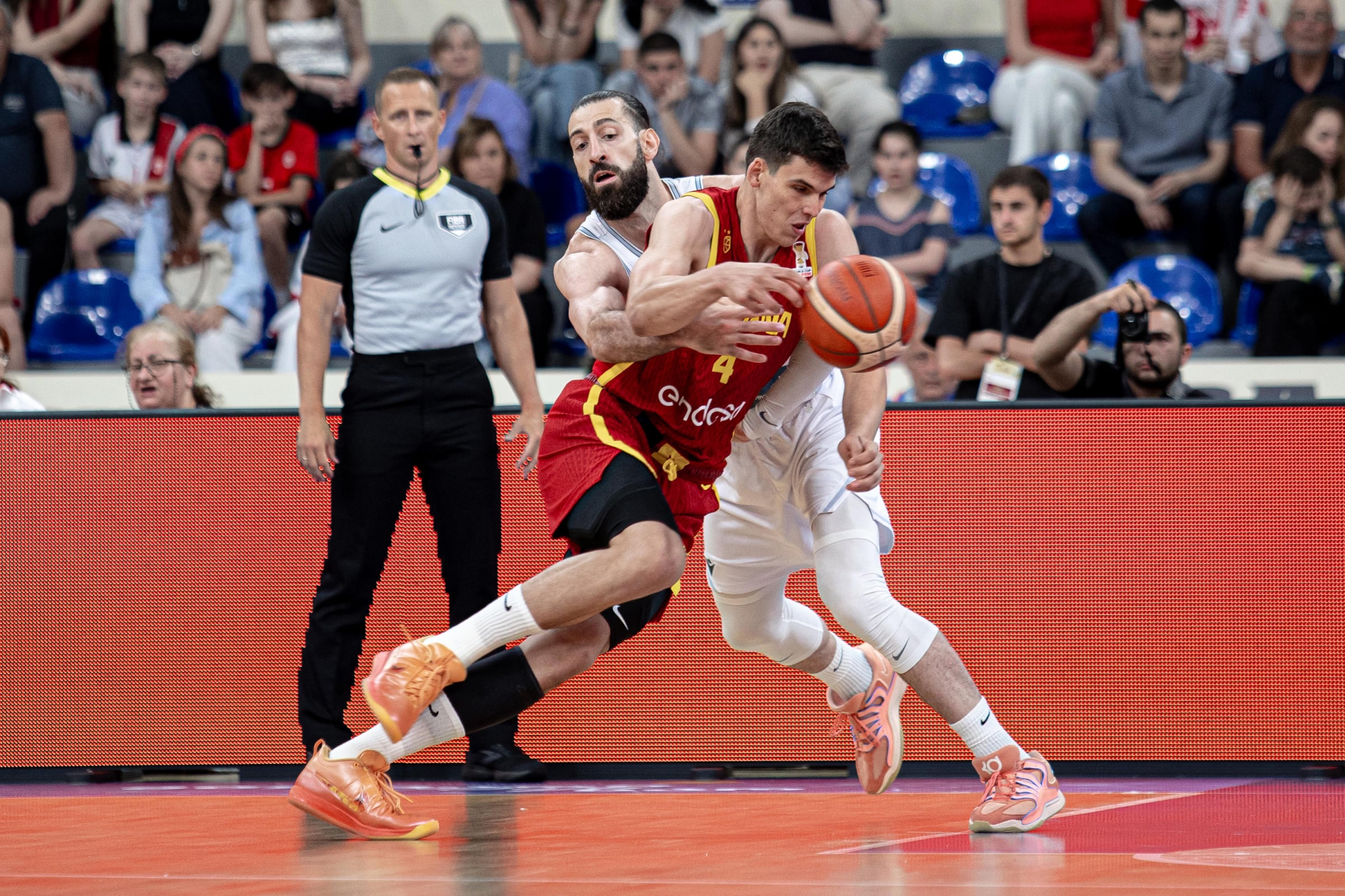 shengelia-firma-la-derrota-de-espana