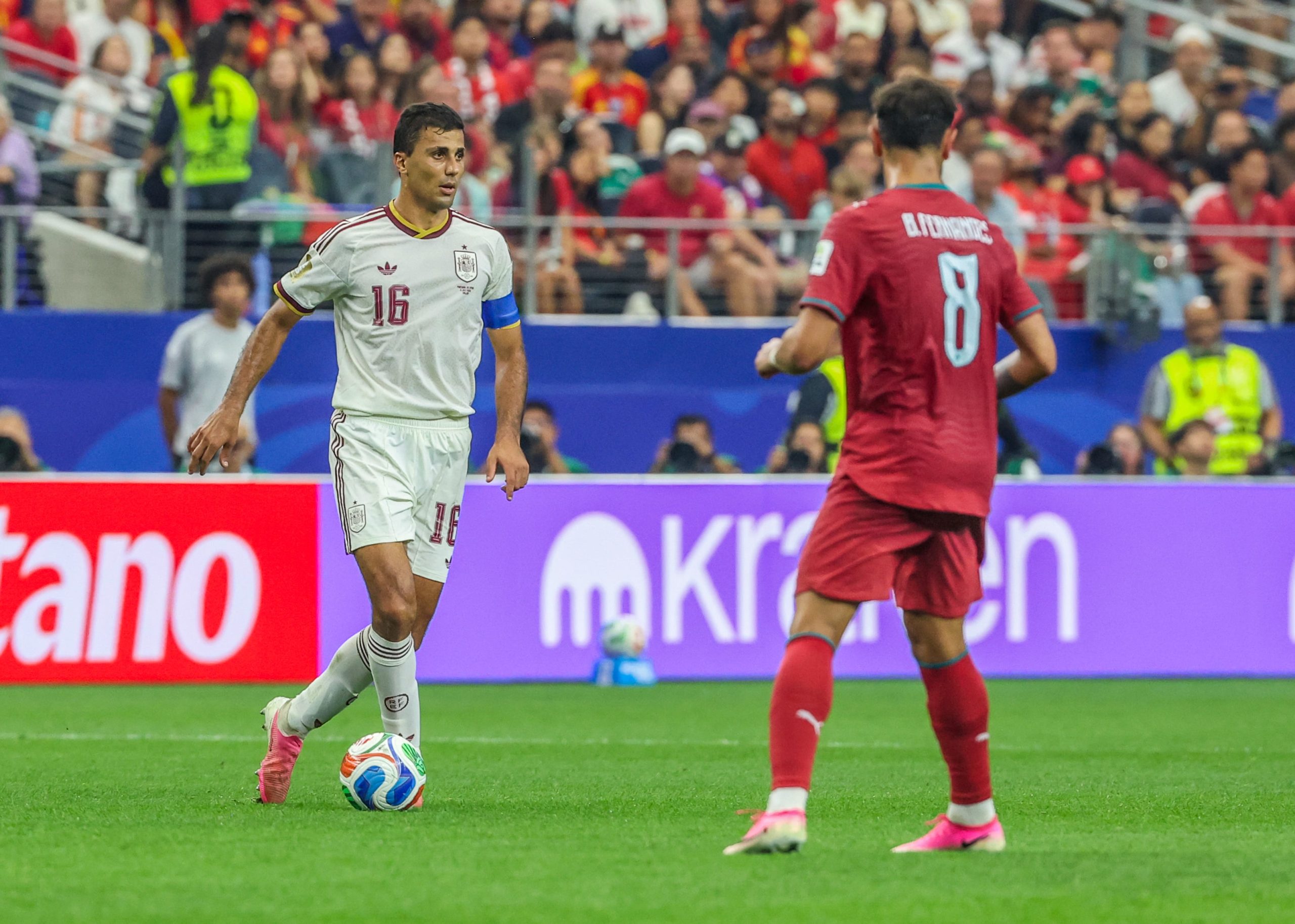 aparece-rodri,-aparece-espana:-mvp-del-partido-contra-portugal,-el-jugador-ha-recuperado-la-finura-poco-a-poco