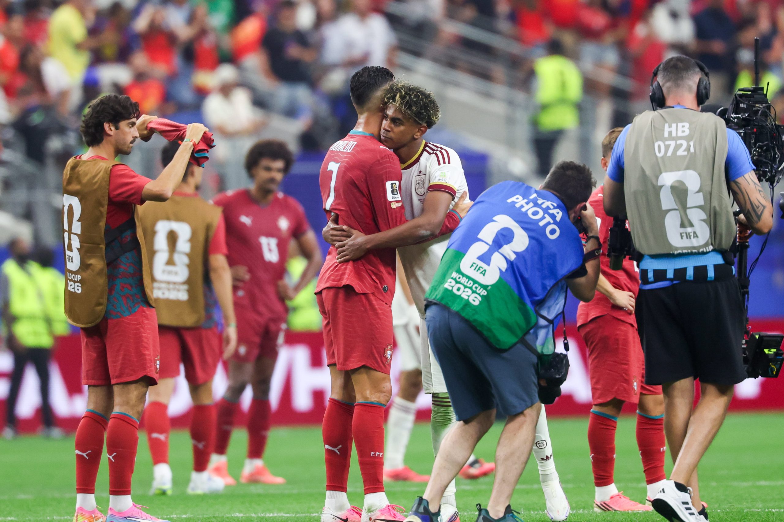merino-despide-a-cristiano-sobre-el-filo-y-mete-a-espana-en-los-cuartos-de-final-del-mundial