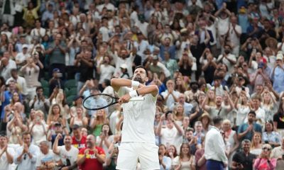 djokovic-sigue-viajando-al-infinito:-se-sostiene-y-encara-a-sinner-en-las-semifinales-de-londres
