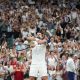 djokovic-sigue-viajando-al-infinito:-se-sostiene-y-encara-a-sinner-en-las-semifinales-de-londres