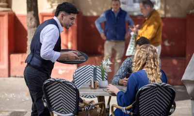 la-rotacion-extrema-de-personal-en-la-hosteleria:-una-baja-por-cada-nuevo-contrato