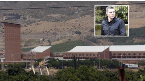 ‘worst-brawl-in-a-decade’-at-malaga-prison-holding-lyons-killer-suspect-–-where-mafia-boss-steven-lyons-is-expected-to-be-transferred